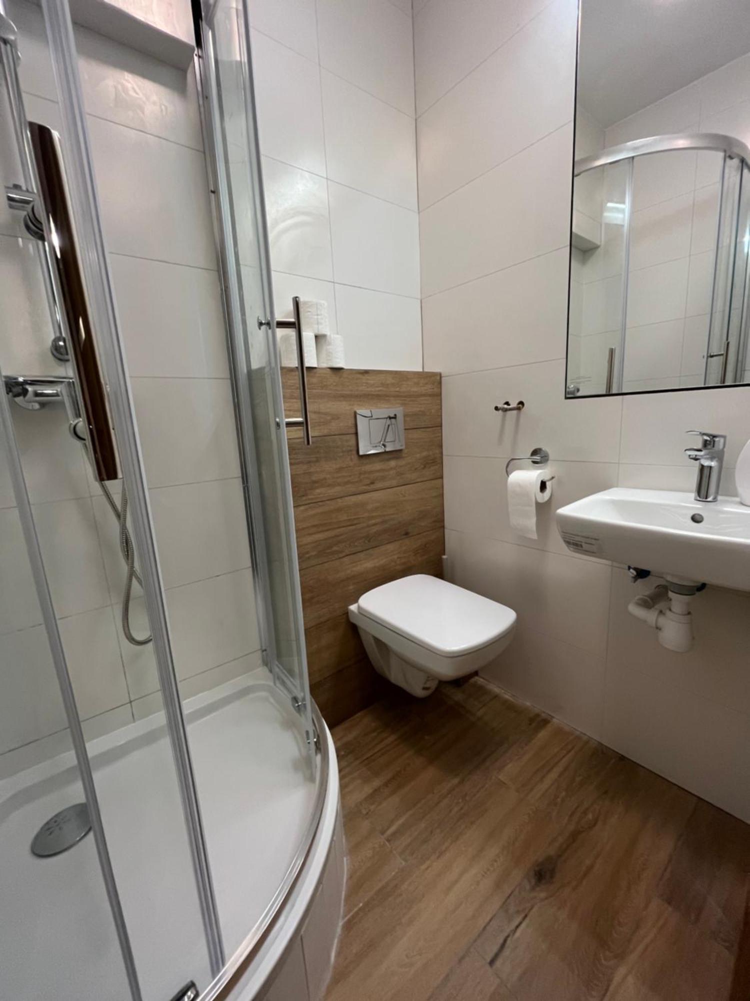 Dom Kolping Hostel Krasków Εξωτερικό φωτογραφία