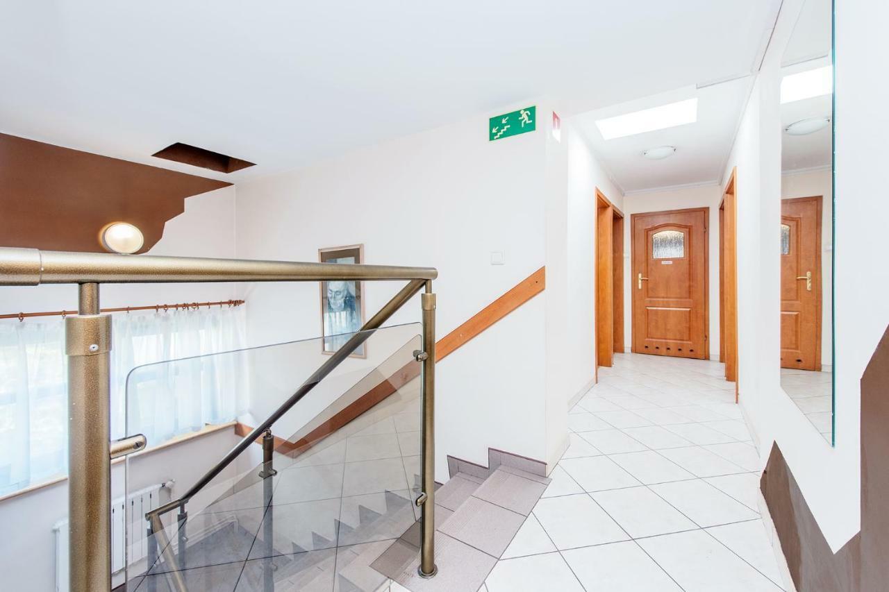 Dom Kolping Hostel Krasków Εξωτερικό φωτογραφία